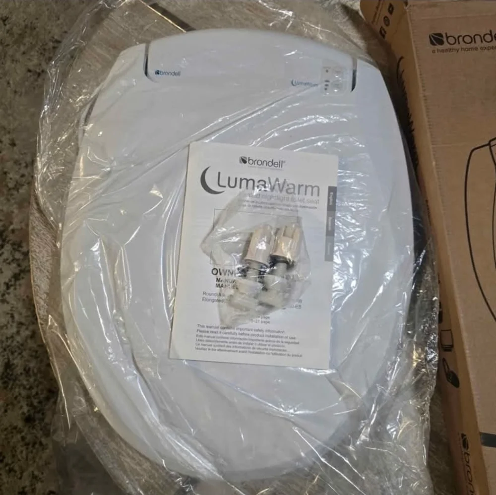 Brondell L60-RW LumaWarm Heated Toilet Seat with Night Light, Round Seat - Picture 4 of 11